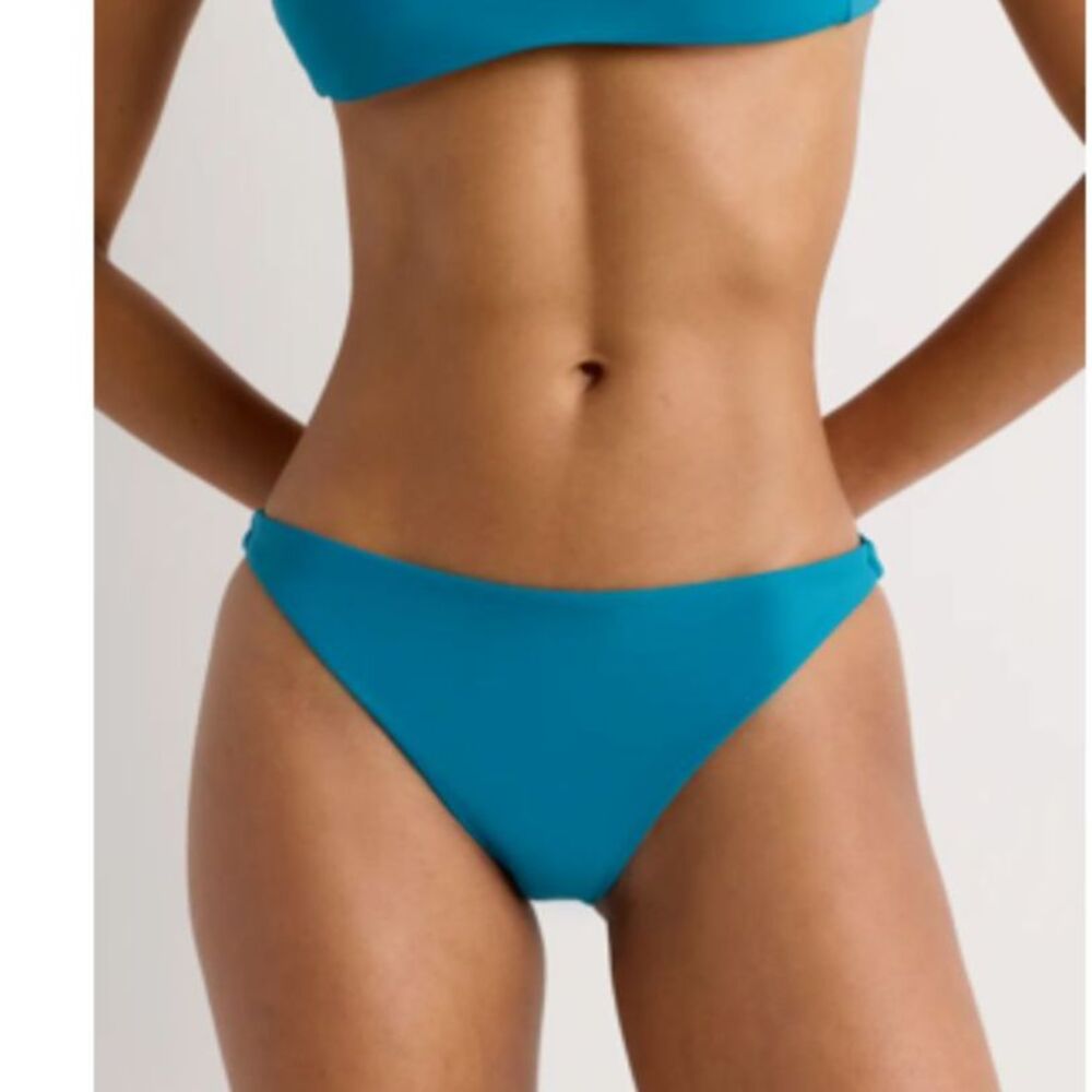 Quince Italian V Neck Bikini Top With Low Rise Bikini Bottom Small Lagoon